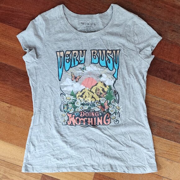 Wound Up Juniors Gray "Very Busy Doing Nothing" Graphic T-Shirt Size XXXL - Picture 4 of 14